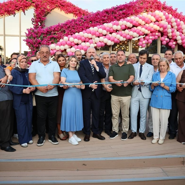 Menemen'de 9 ayda 9 tesis hizmete açıldı