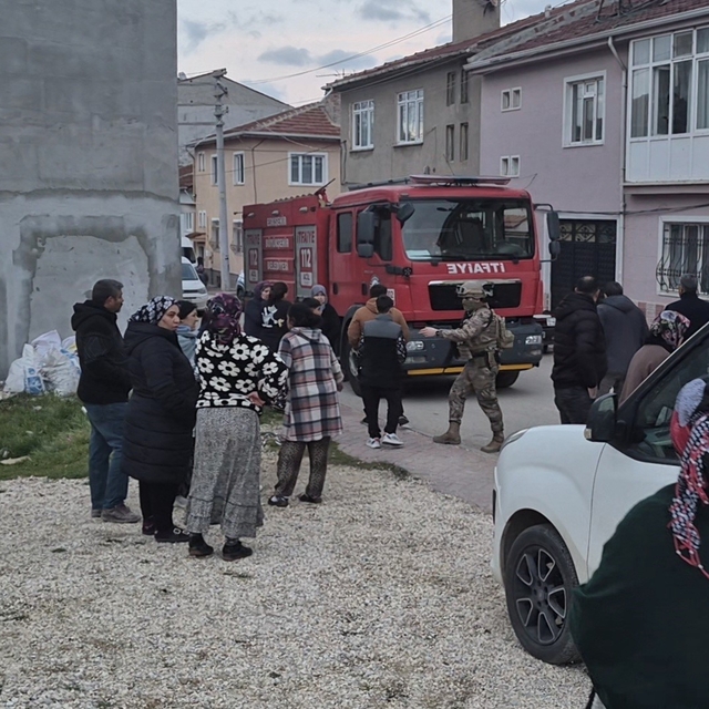 Alkollü genç ortalığı karıştırdı, Özel Harekat timleri devreye girdi