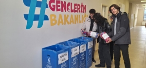 Hızır Bey Yurdu'nda 'Sıfır Atık' seferberliği
Üniversite öğrencileri daha t...