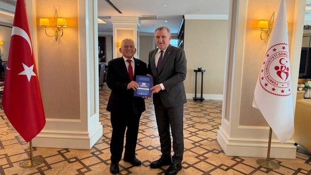 Başkan Büyükkılıç'tan Ankara çıkarması: Spor hedefleri ve yerel yönetim vizyonu masada