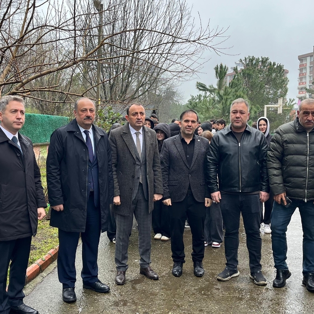 Salıpazarı'nda Orman Haftası kapsamında fidan dikim etkinliği yapıldı