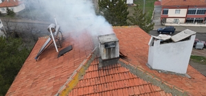 Sivas'ta çıkan yangında dumandan etkilenen 2 kişi hastaneye kaldırıldı