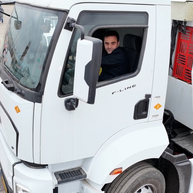 Başiskele'de elektrikli çöp kamyonu dönemi başlıyor