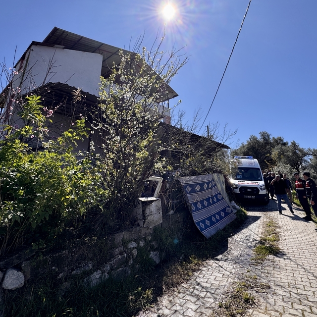 Muğla'da eşini öldüren kişi aynı silahla intihar etti