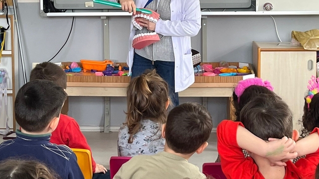 Akçakoca'da öğrencilere ağız ve diş sağlığı ile tüberküloz eğitimi