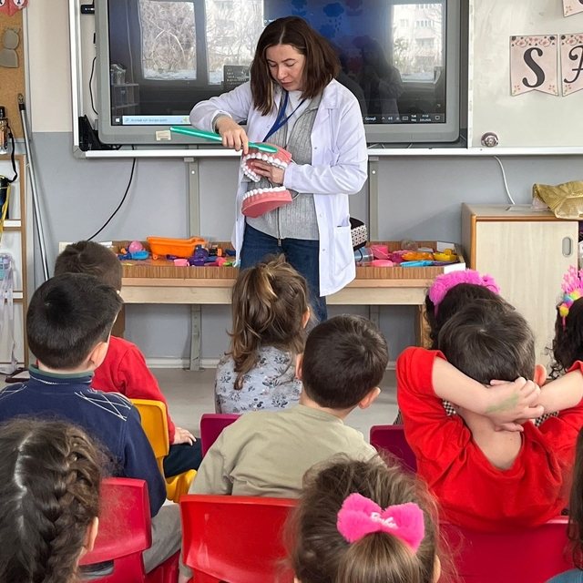Akçakoca'da öğrencilere ağız ve diş sağlığı ile tüberküloz eğitimi