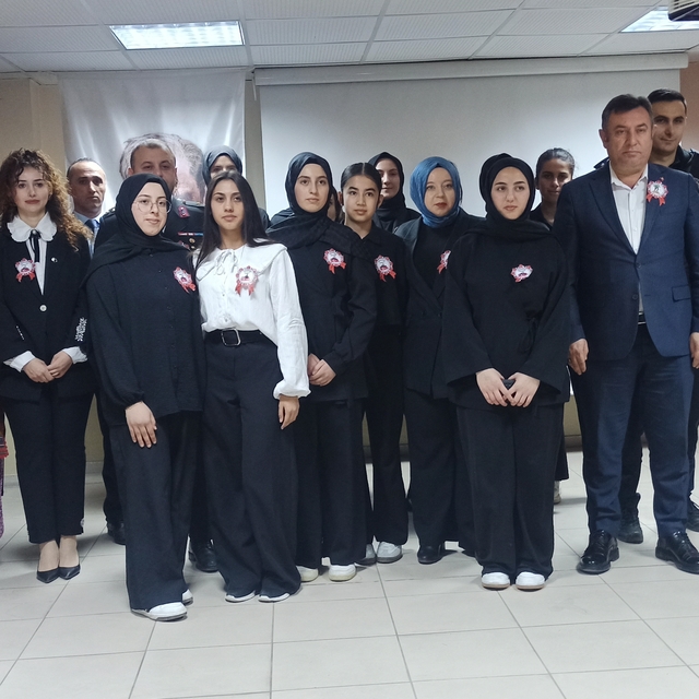 Yeşilyurt ilçesinde şehitler anıldı