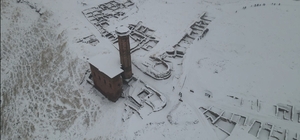 Kars’ta "Medeniyetler beşiği" Ani’ye ziyaretçi akını 2025 yılında Ani’yi 156 bin 625 yerli ve yabancı turist ziyaret etti