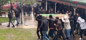 Giresun'daki yangında hayatını kaybeden kişinin cenazesi toprağa verildi