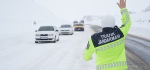 Muş’ta "dur" ihtarına uymayan sürücüye 215 bin TL ceza