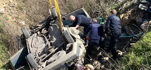 Tavşanlı’da çukura düşen otomobildeki 2 kişi öldü, 1 kişi yaralandı