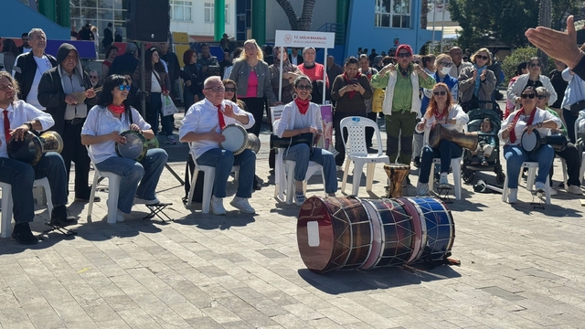 Fethiye'de Yaşlılara Saygı Haftası etkinliği renkli görüntülere sahne oldu