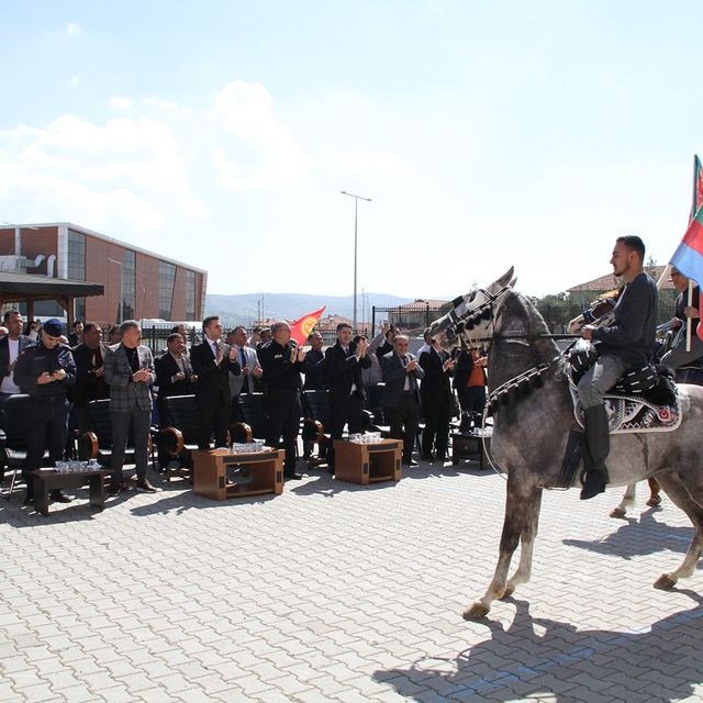 Kula'da nevruz bayramı kutlandı