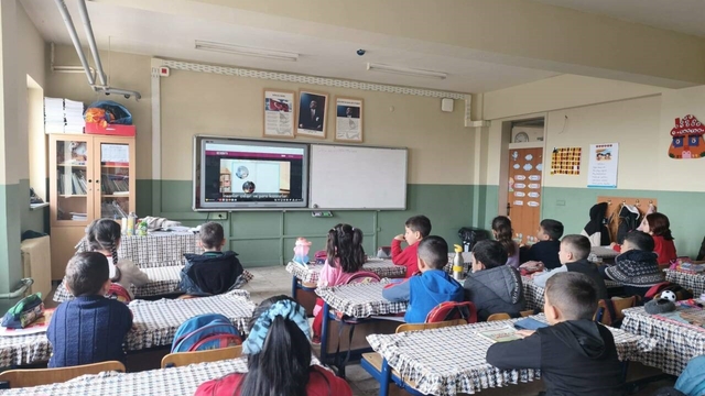 Ağaçören'de finansal okuryazarlık dersi başladı