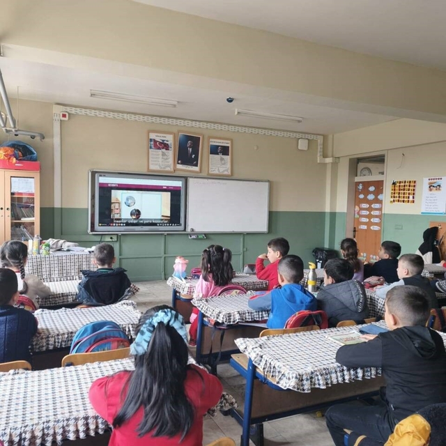 Ağaçören'de finansal okuryazarlık dersi başladı