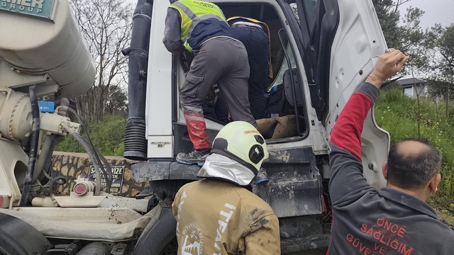 Defne'de trafik kazası: 2 yaralı