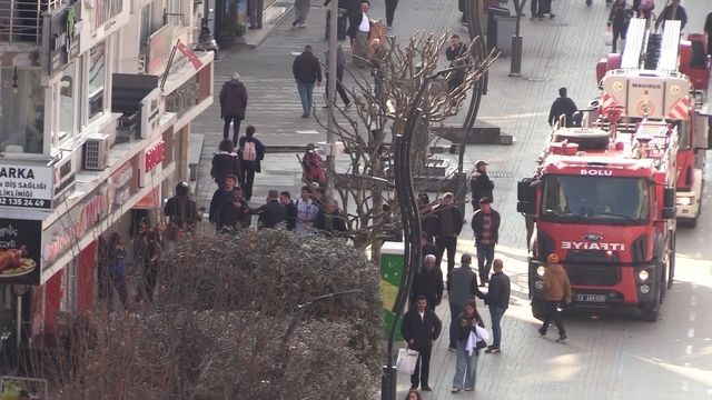 Bolu'da yanık kokusu itfaiye ekiplerini harekete geçirdi