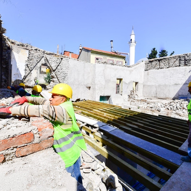 İzmir Büyükşehir Belediyesi'nden kamuya büyük destek