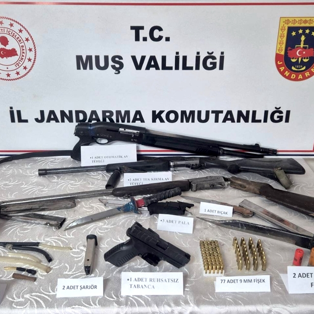 Muş'ta silah ve uyuşturucu operasyonunda 2 şüpheli yakalandı