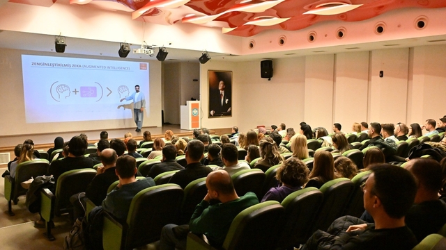 Manisa Büyükşehir personeline yapay zeka ve veri yönetimi eğitimi