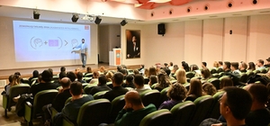 Manisa Büyükşehir personeline yapay zeka ve veri yönetimi eğitimi