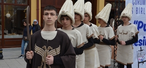 Çorum’da Puduhepa anısına görsel eserler sanatseverlerin beğenisine sunuldu