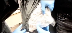 Kapıkule'de 2 kişinin montunda 12 kilogram uyuşturucu çıktı