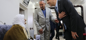 Vali Taşolar’dan yaşlılara "Sizi seviyorum" mesajı