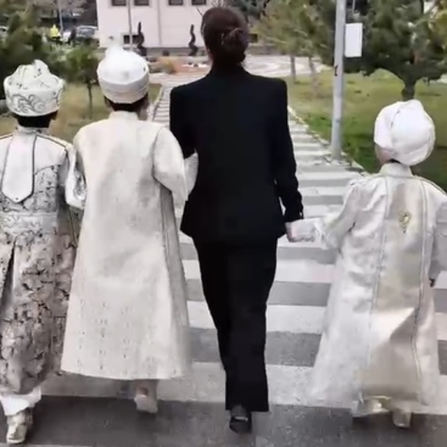 Kayseri'de koruma ve bakım altındaki çocuklara sünnet töreni