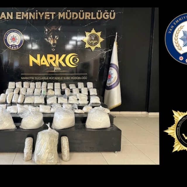 Van'da kamyonette 90 kilo 600 gram uyuşturucu ele geçirildi