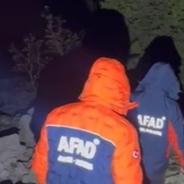 Kahramanmaraş'ta mahsur kalan 8 dağcı kurtarıldı