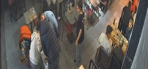 Bebeği Heimlich manevrası ile kurtardı