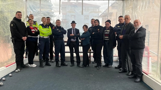 Bilecik'te jandarma huzurevi sakinleriyle buluştu