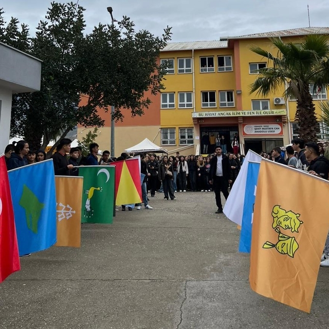 Osmaniye'de Nevruz'da hem eğlendiler hem yardım ettiler