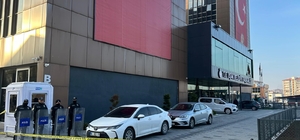 Rüşvet operasyonunda ekiplerin çalışmaları sürüyor