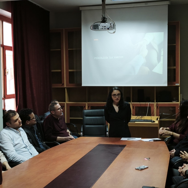 Denetimli Serbestlik personeline "Psikolojik İlk Yardım" eğitimi
Kriz ve tr...