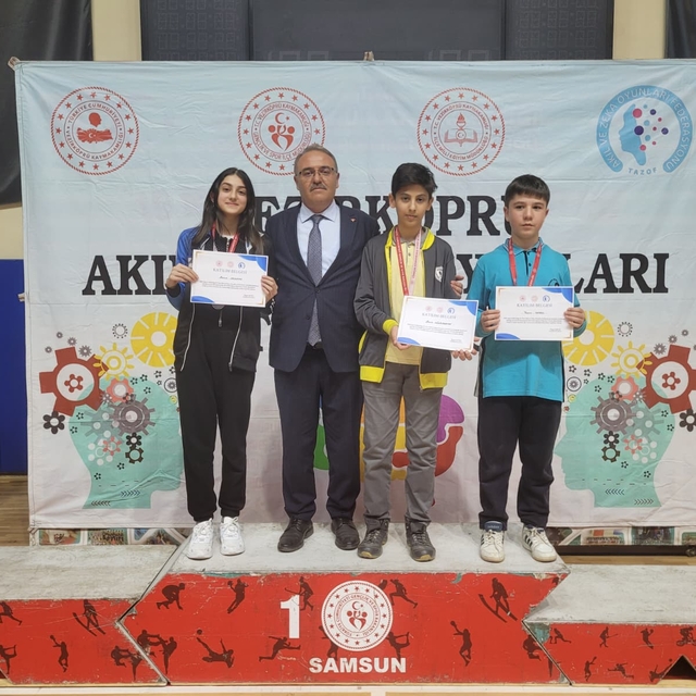 Vezirköprü'de Akıl ve Zeka Oyunları Turnuvası düzenlendi