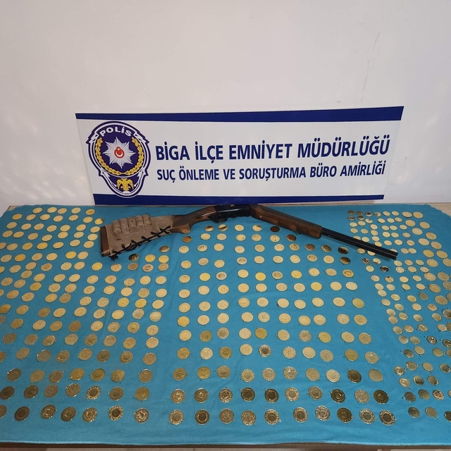 Biga'da 438 adet sahte altın ele geçirildi