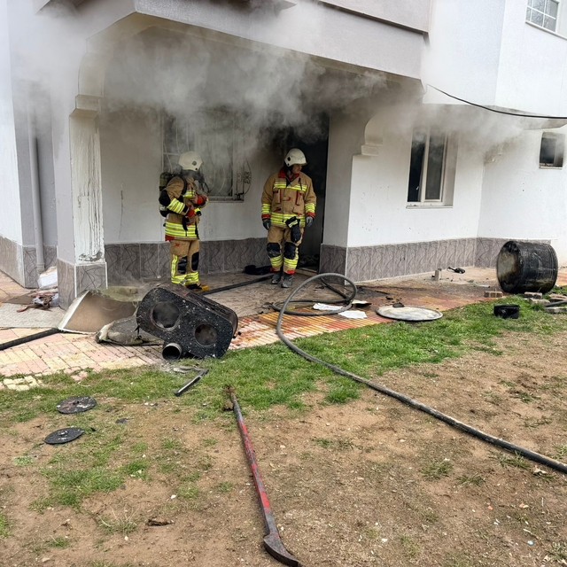 Kahramanmaraş'ta binada yangın paniği