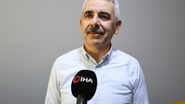 MASSAD Başkanı Bozcan: "Yıldırım Holding bünyesindeki Eti Krom ekonomik, sosyal ve kültürel alanlarda hiçbir katkı sağlamamıştır"
"Şirket tarafından krom rezervlerimiz hunharca kullanılıyor"
"Hammadde yer altında planlı bir şekilde çıkarılmadan direk yurt dışına satışı sağlanıyor"
"Paslanmaz çelik ve yan ürünlerle ilgili hiçbir entegre tesisi kurmamıştır"