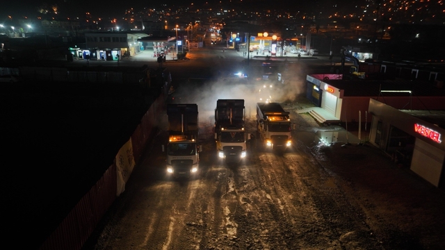 Hatay Büyükşehir Belediyesi ve Antakya Belediyesi'nden asfalt seferberliği