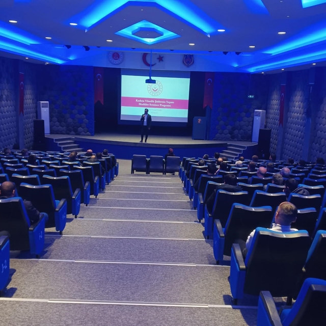 Hükümlülere yönelik 'Kadına Şiddetle Mücadele' eğitimi