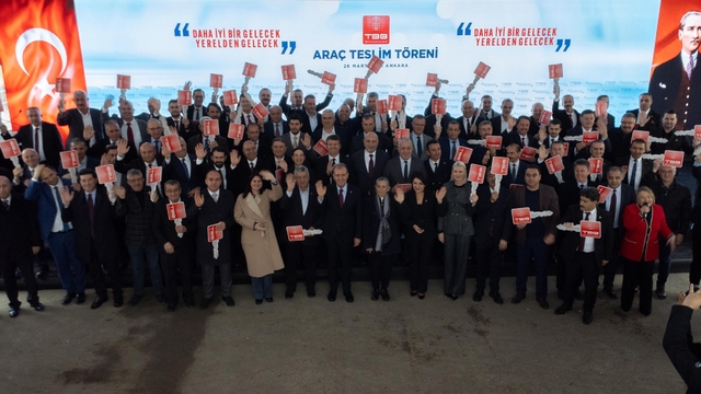 TBB'den 88 belediyeye 90 hizmet aracı desteği