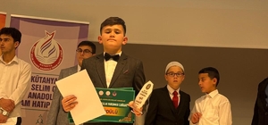 Afyonkarahisarlı 11 yaşındaki hafızlık öğrencisi yarışmada birinci oldu