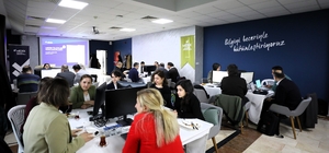 42 uzman ön lisansın geleceği için buluştu