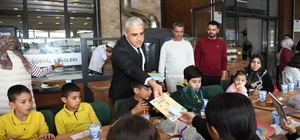 Osmaniye’de "100 Atık Pile Bir Pizza" projesine miniklerden destek