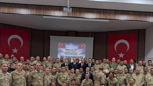 Koruculuk sisteminin 41'inci kuruluş yıl dönümü Hakkari'de kutlandı