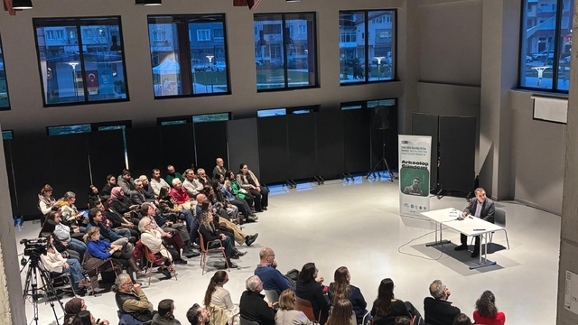 İznik Gölü'nün sular altındaki tarihi, Pancar Deposu'nda konuşuldu