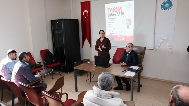 Tarım Bilim Kafe'de lahana hastalıkları masaya yatırıldı