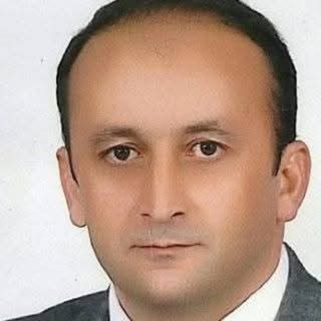 Artvin'de öğretmen araç içinde ölü bulundu